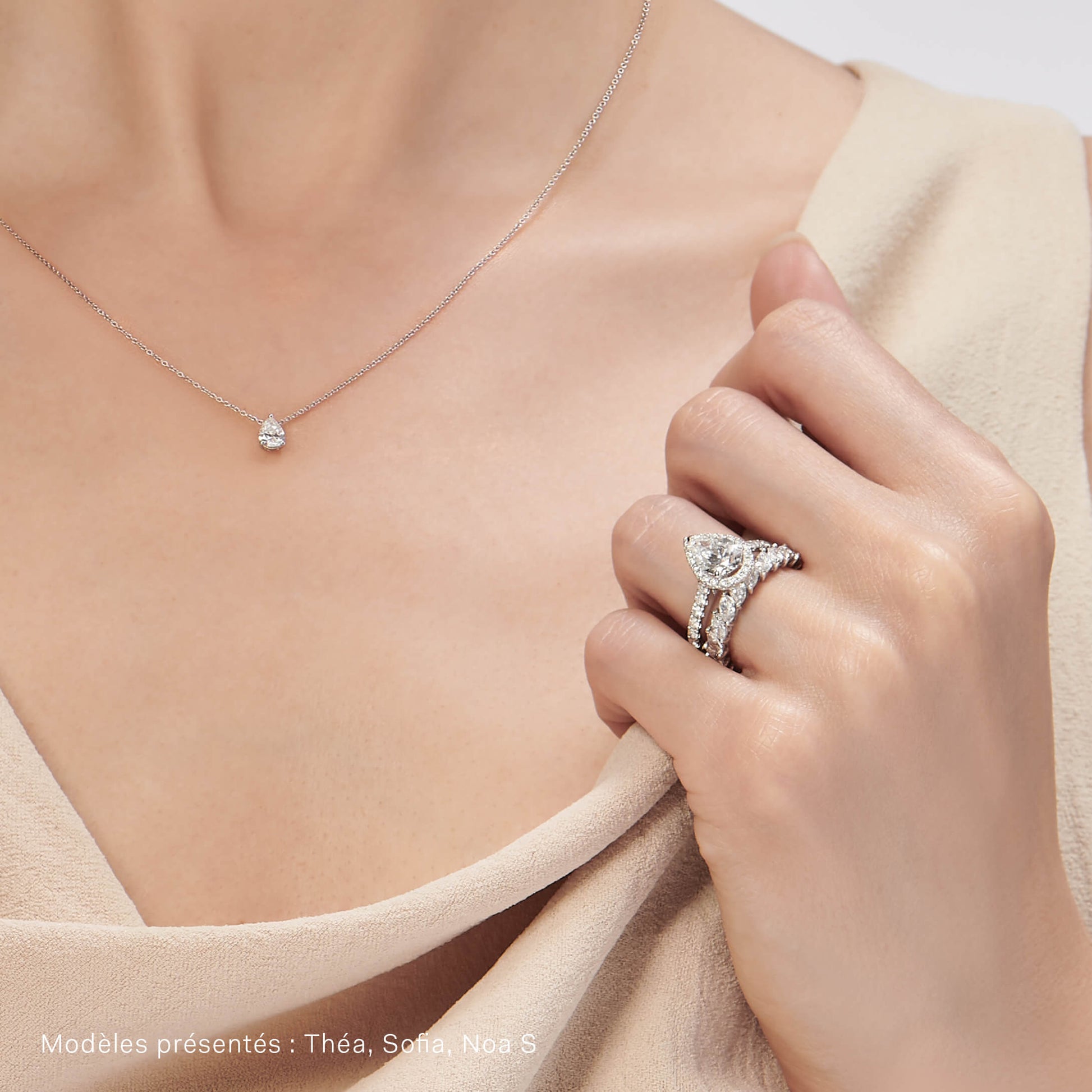 Bague de fiançailles or jaune diamant poire Théa 5