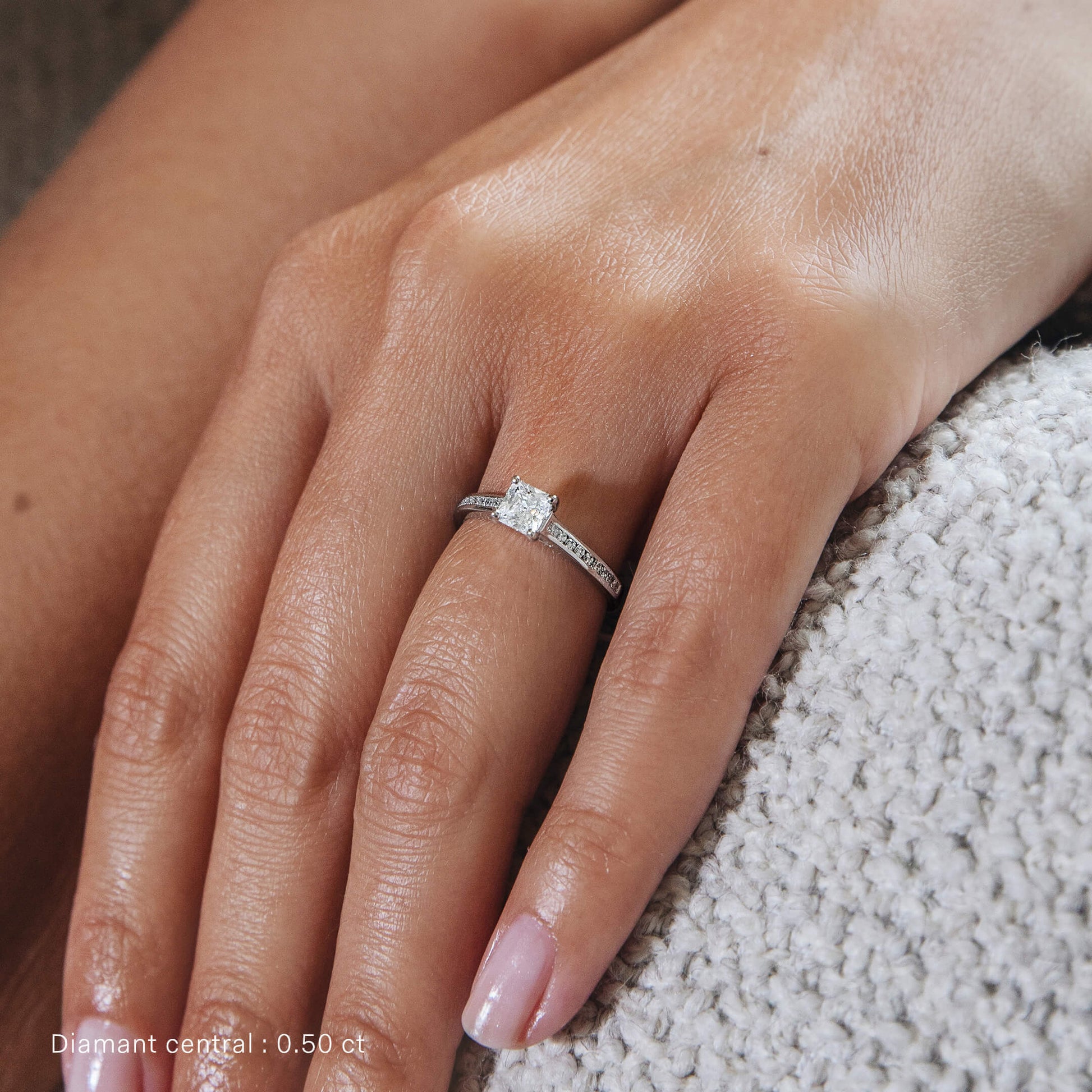Solitaire platine diamant princesse Laetitia 5