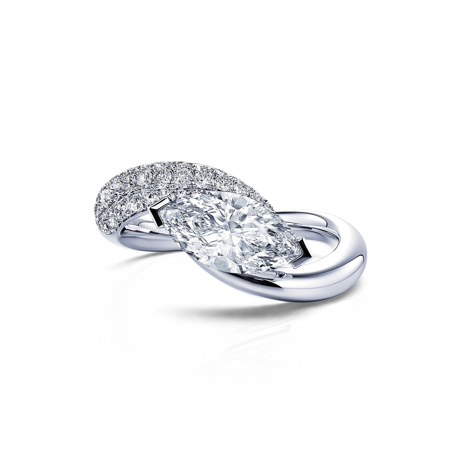 Solitaire en platine diamant de synthèse marquise Bluma Lab 1