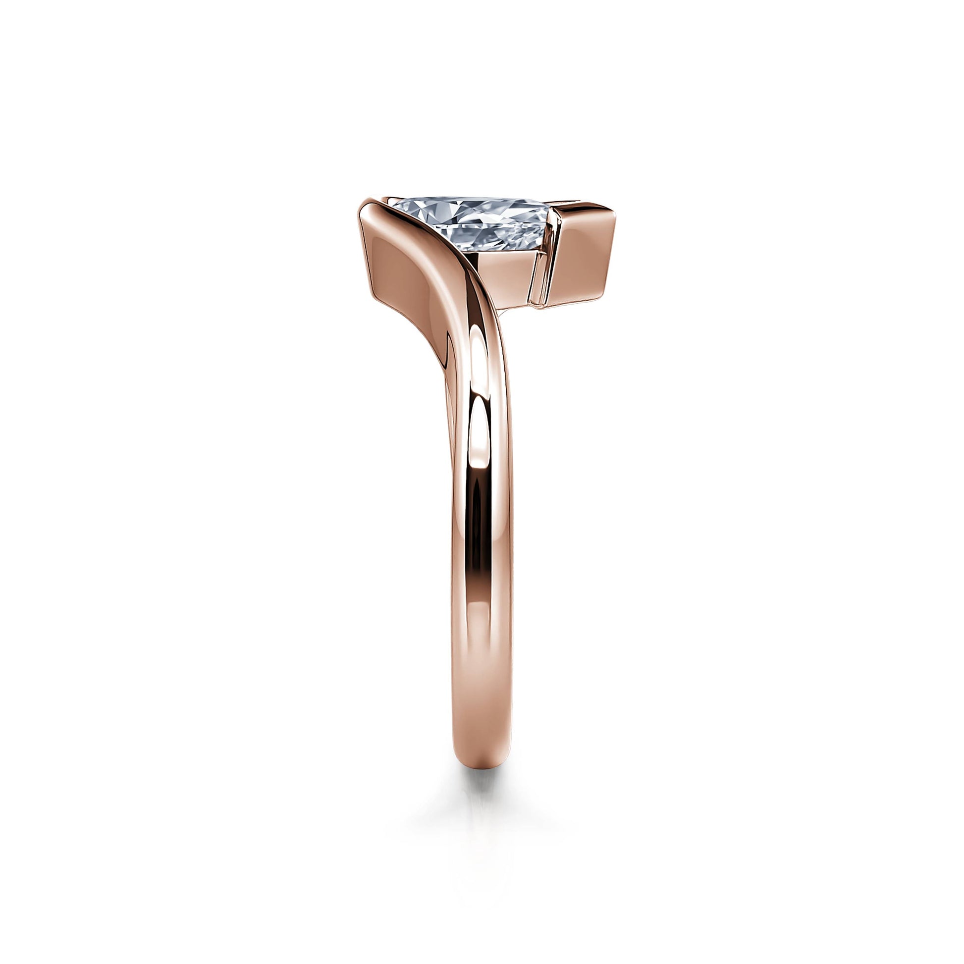 Bague de fiançailles poire en or rose diamant Golda 3