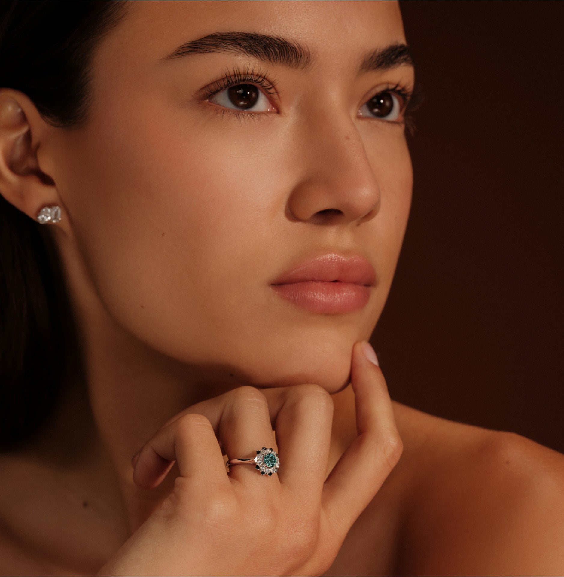 Bague marguerite saphir vert et diamants en or rose Colombine Saphir Vert 6