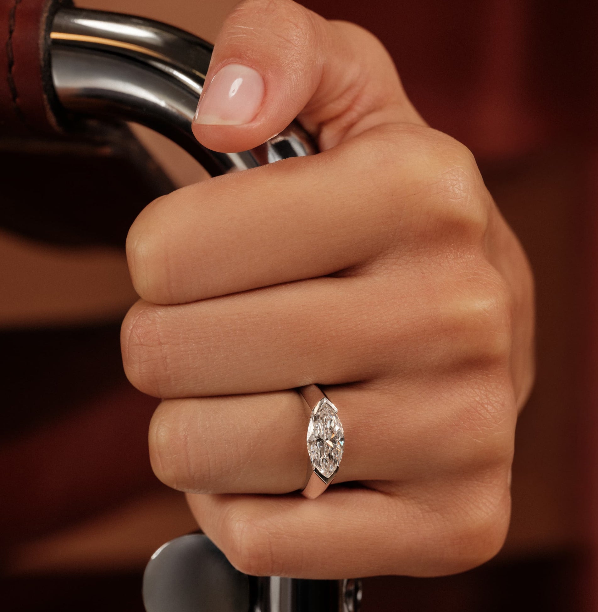 Solitaire en or rose diamant de synthèse marquise Ora Lab 6