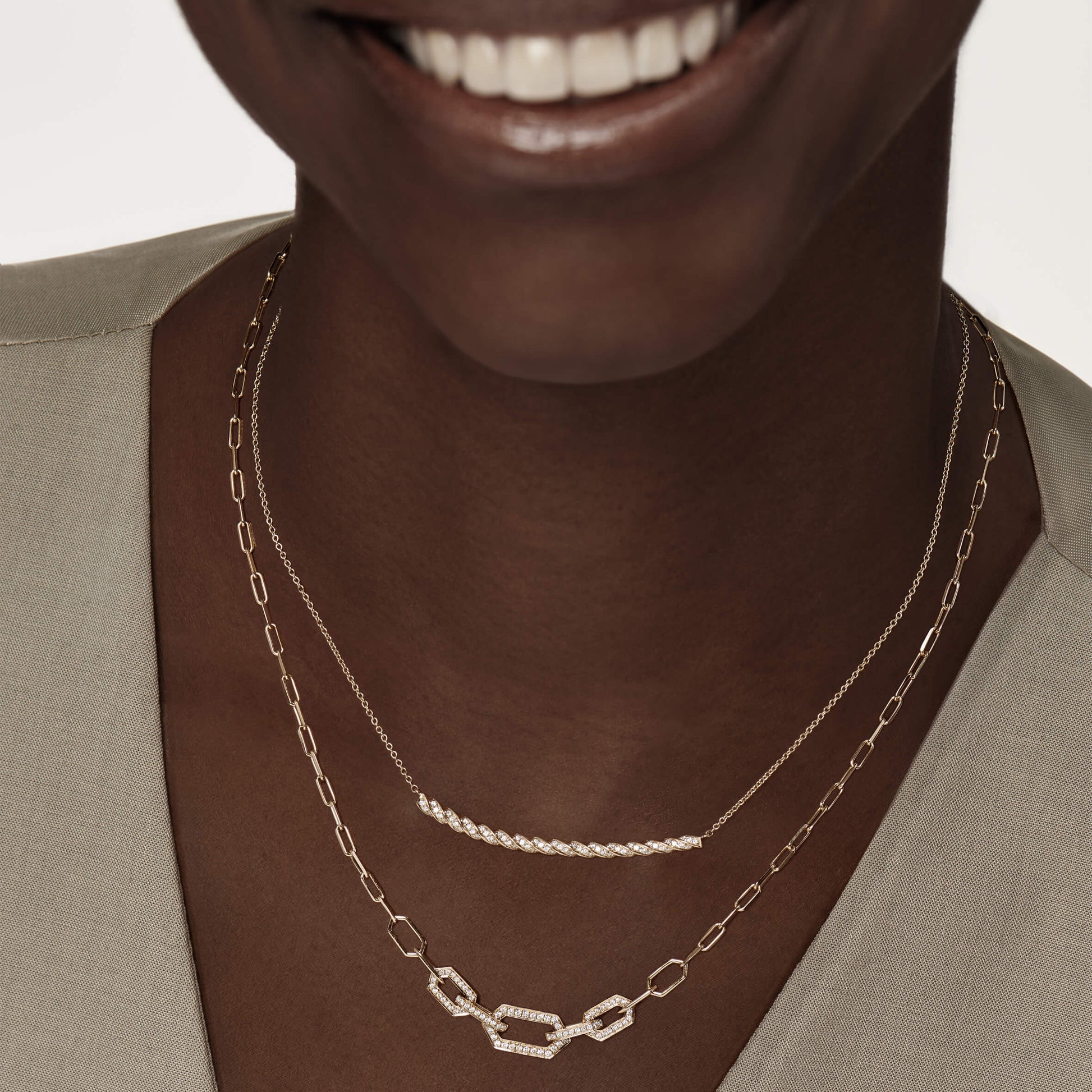 Collier chaîne trois maillons serti or jaune Adele 4