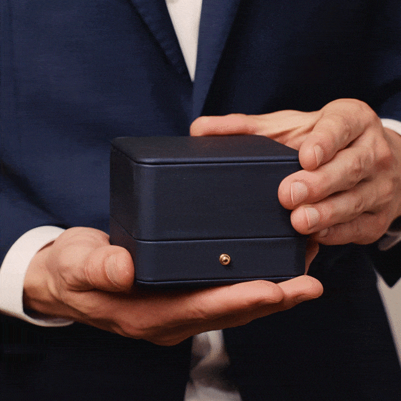 Nous vous prêtons la bague de votre choix pour votre demande