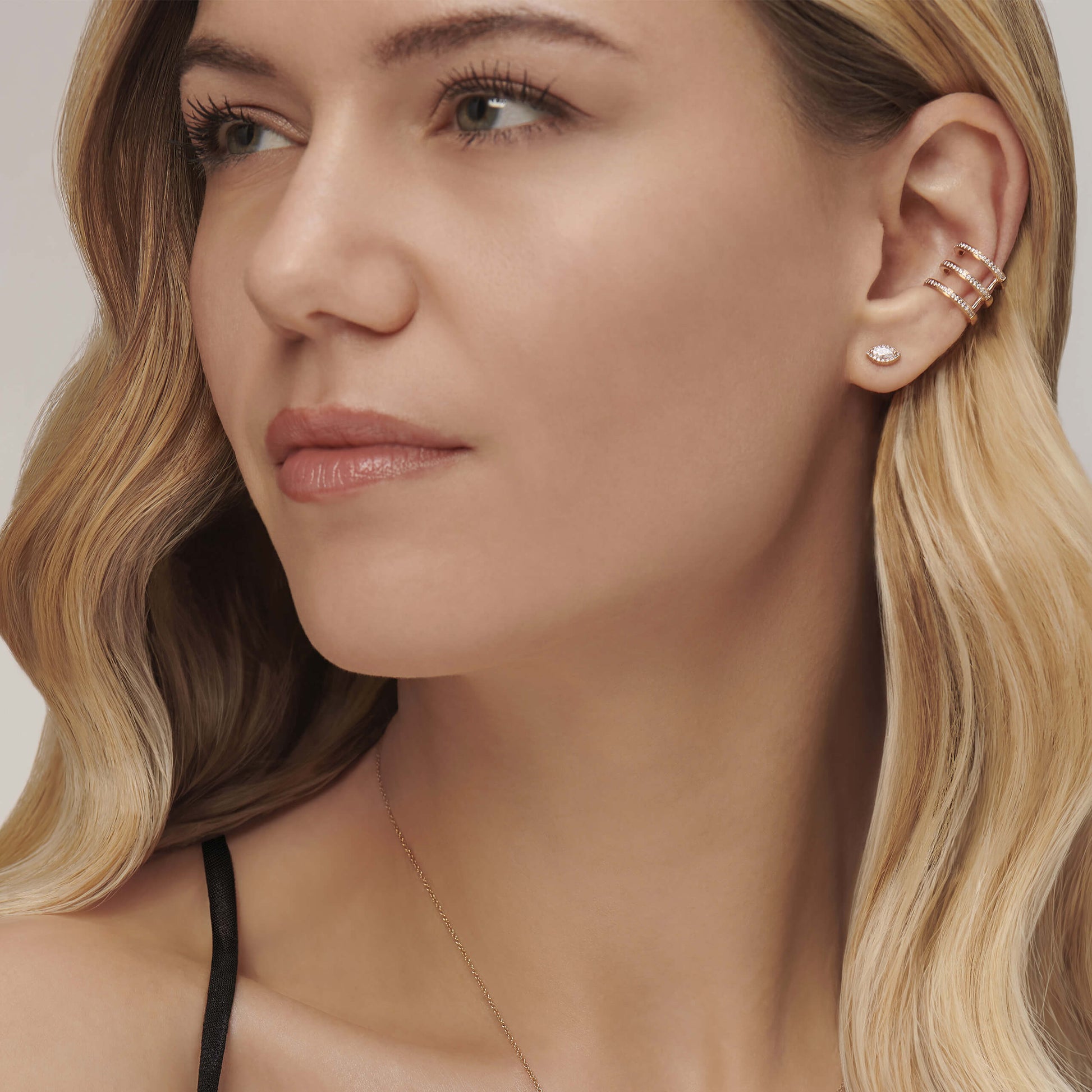 Puces d'oreilles diamant navette et halo or blanc Beka 5