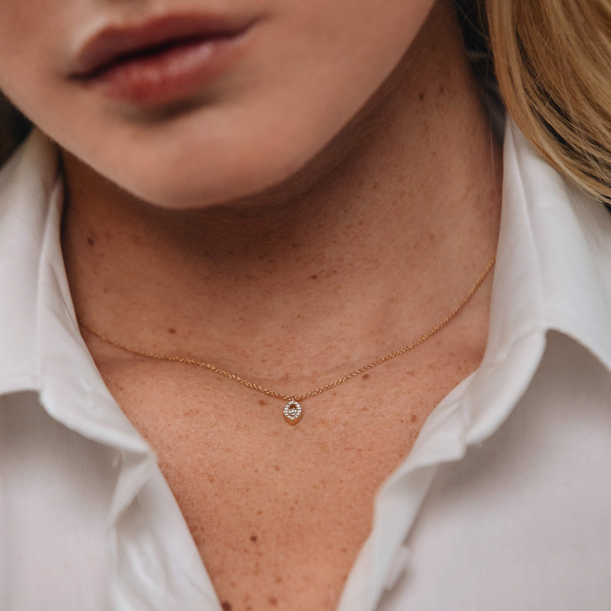 Collier or rose diamant halo œil  Broadway 4