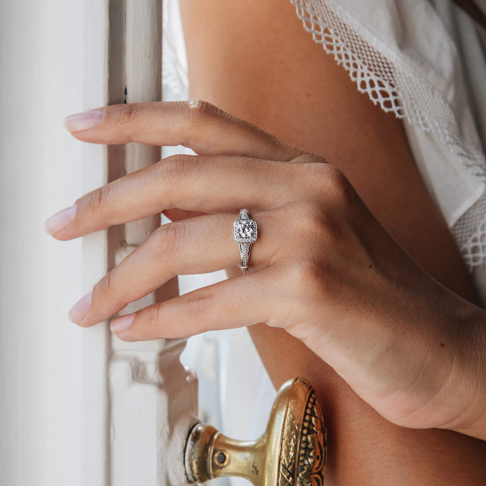 Bague de fiançailles vintage or jaune diamant Dianya 5