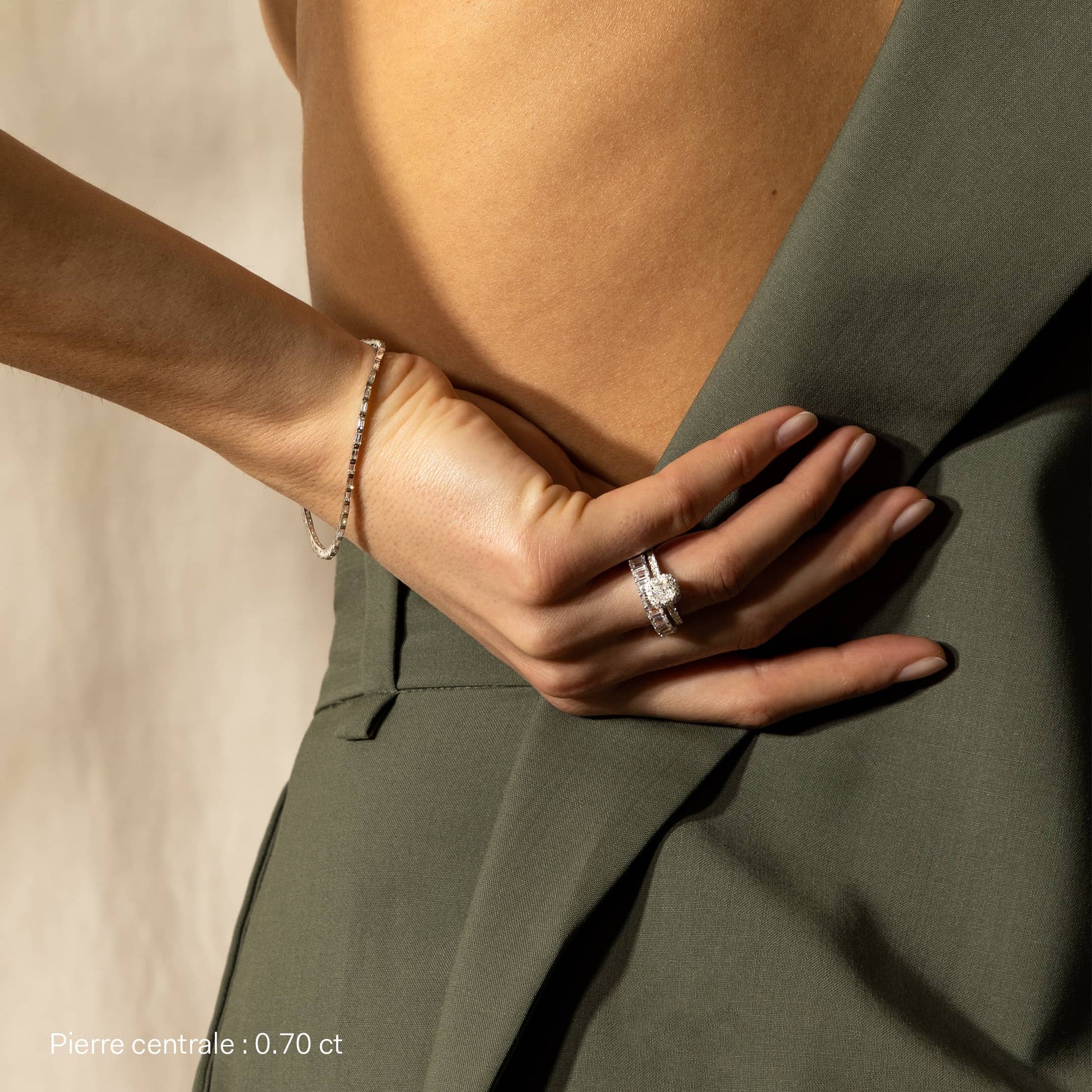 Bague de fiançailles or jaune diamant coussin Grace 4