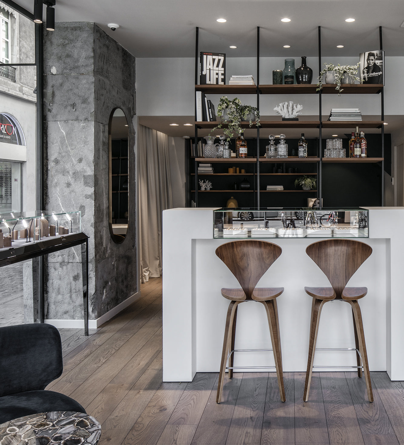 Intérieur bijouterie Grenoble Zeina 1