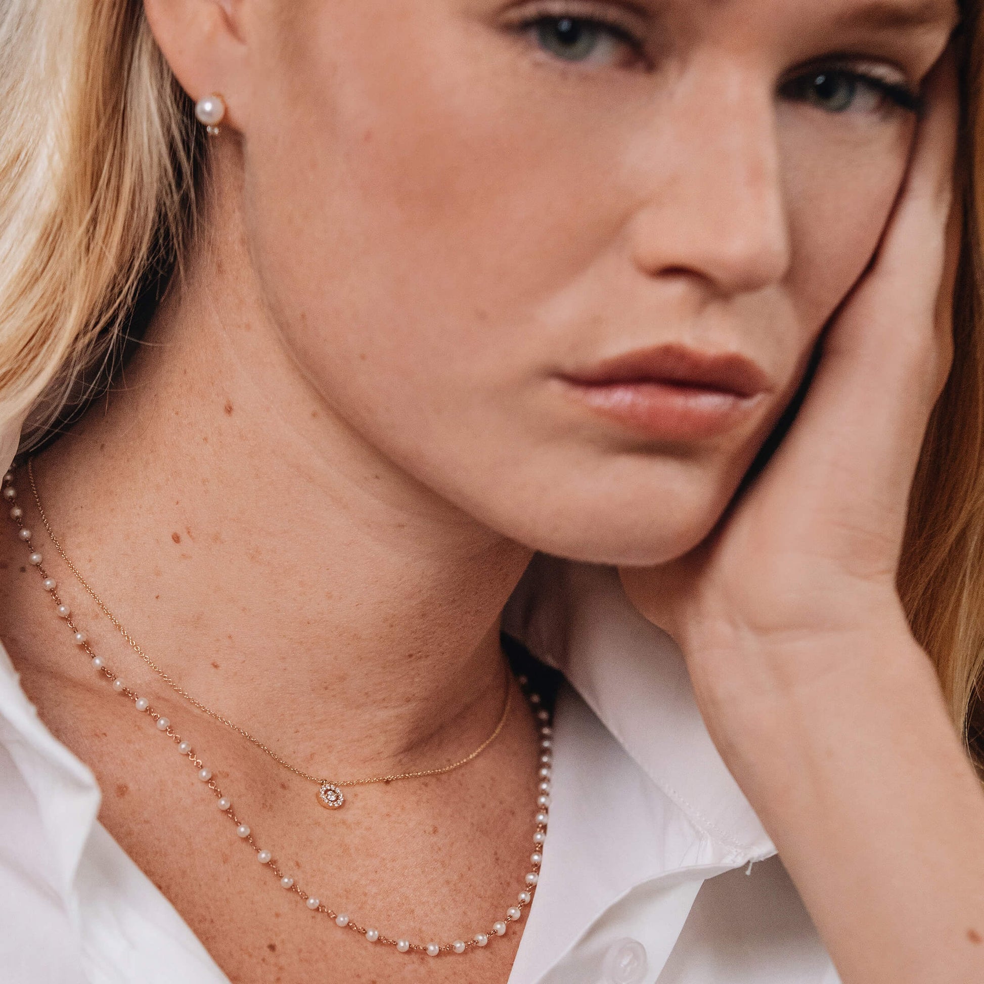 Collier or blanc diamant rond avec halo  Madison 4