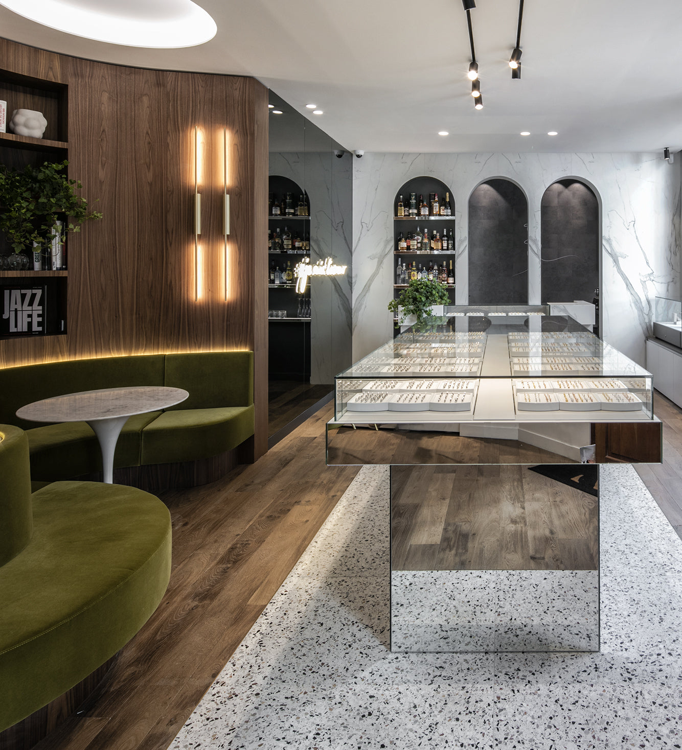 Intérieur bijouterie Nantes Zeina 1