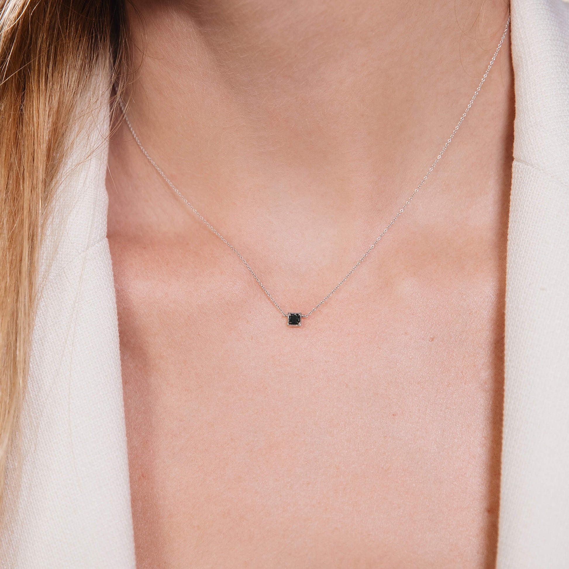 Collier or jaune diamant noir Tom 5