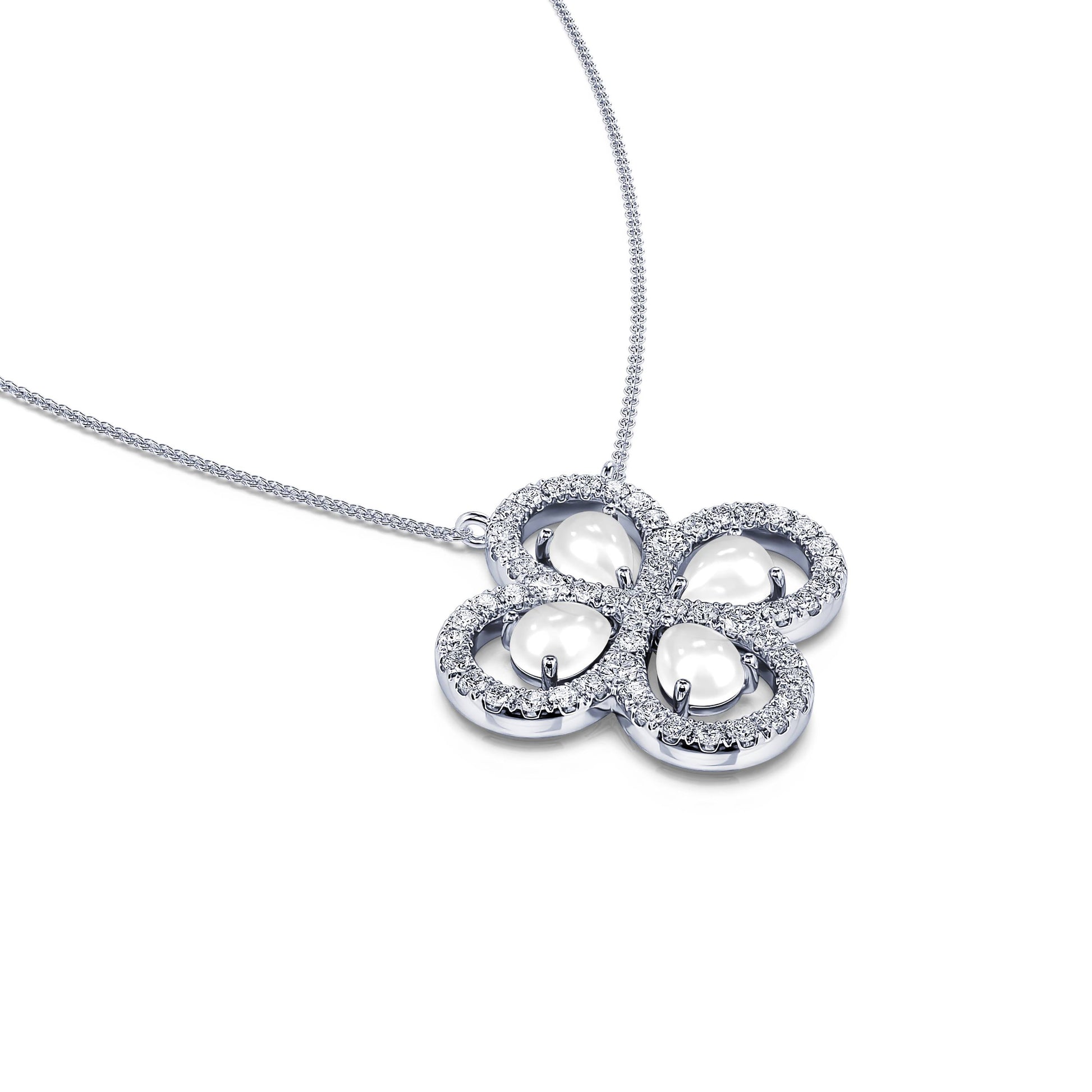Collier trèfle diamants et nacre Yoly 1